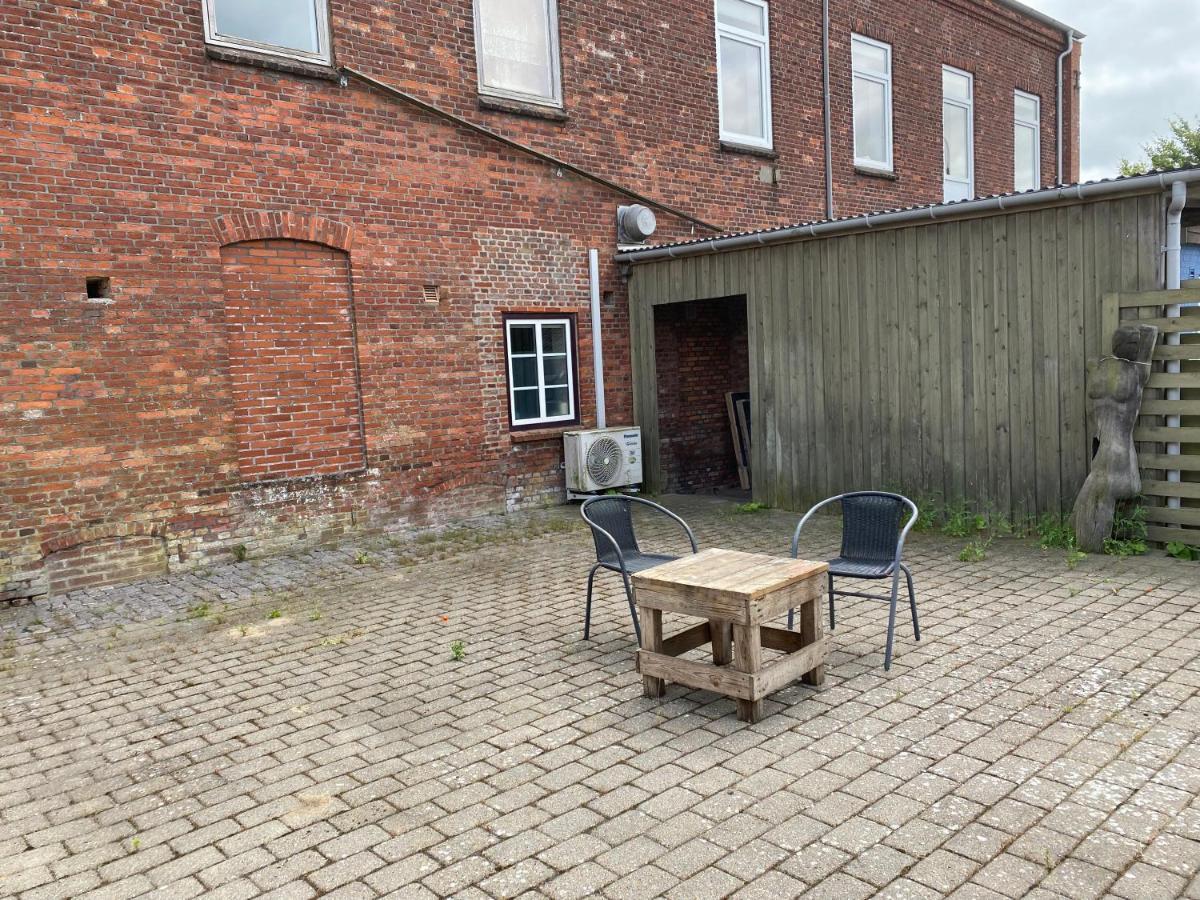 N1 Apartment In The Heart Of Højer Extérieur photo